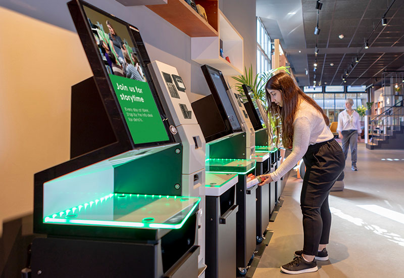 图书馆自助借书