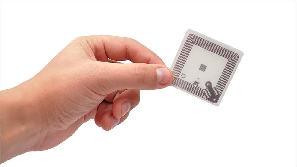 จากประเพณีสู่ความล้ำสมัย: RFID กำลังเปลี่ยนแปลงอุตสาหกรรมอย่างไร