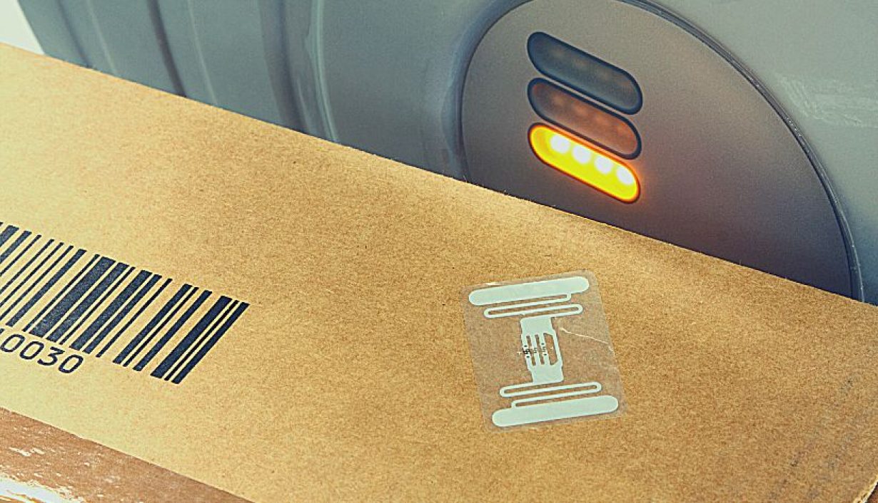 การอัปเกรดเพื่อป้องกันการปลอมแปลง: RFID ทำให้การตรวจสอบสินค้าหรูหราง่ายขึ้นและน่าเชื่อถือยิ่งขึ้น